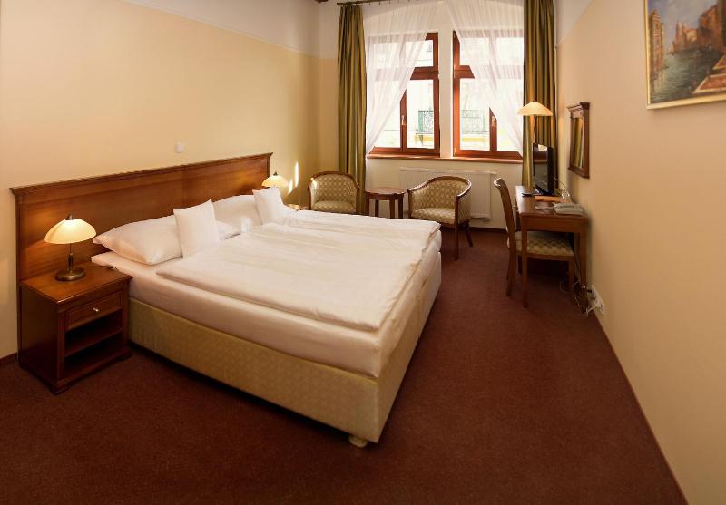 Superior Double or Twin Room image 2