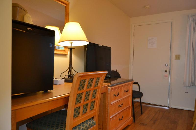 Standard Double Room image 2