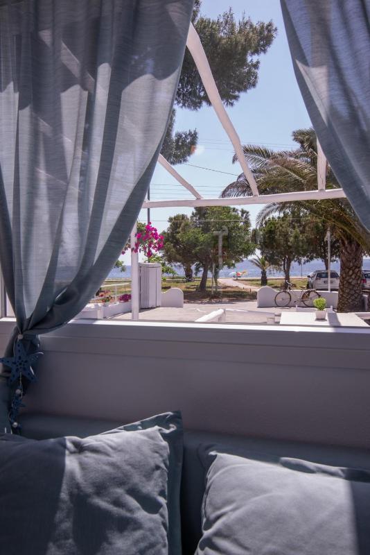 Apartment with Sea View image 3