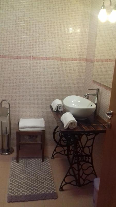 Double Room image 2