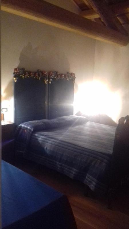 Deluxe Double Room with Extra Bed image 4