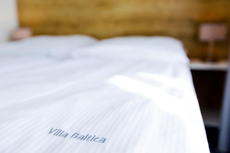 Apartamenty Villa Baltica Rewal - jacuzzi na dachu wi-fi parking w cenie - image 14