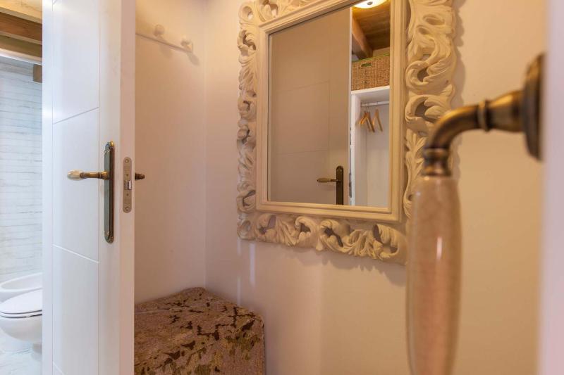 Loft / Duplex with charming historic center. WIFI - image 11