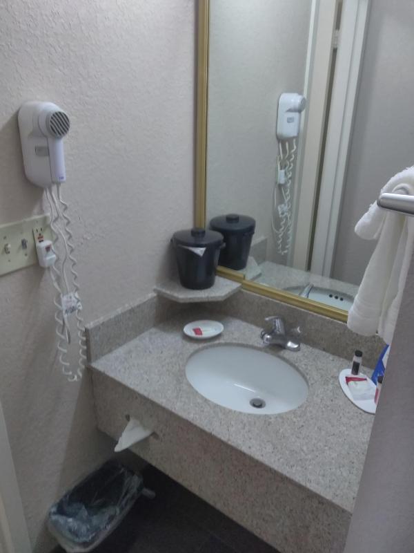 Double Room with Two Double Beds - Non-Smoking image 3