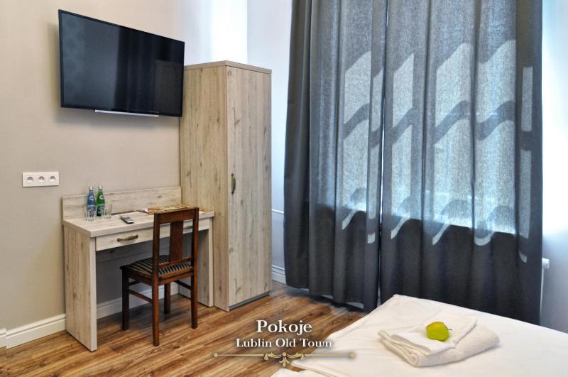 Lublin Old Town Rooms - image 25