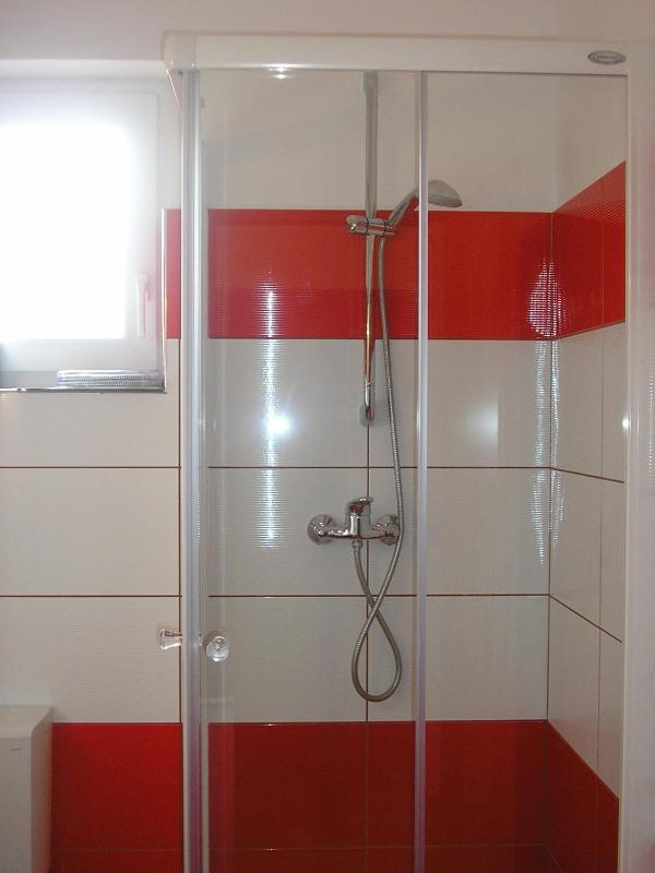 One-Bedroom Apartment image 4