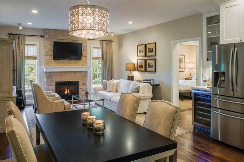 Two-Bedroom Suite image 2