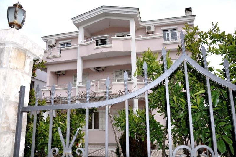 Apartments Perezaj - image 12
