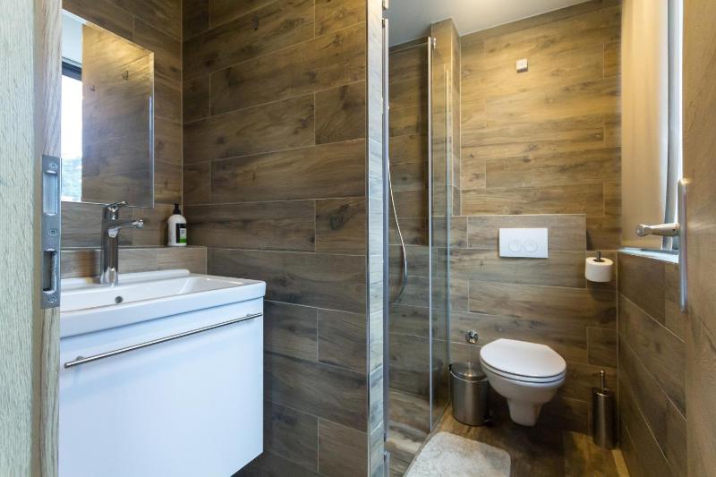 Deluxe Double or Twin Room with City View image 2