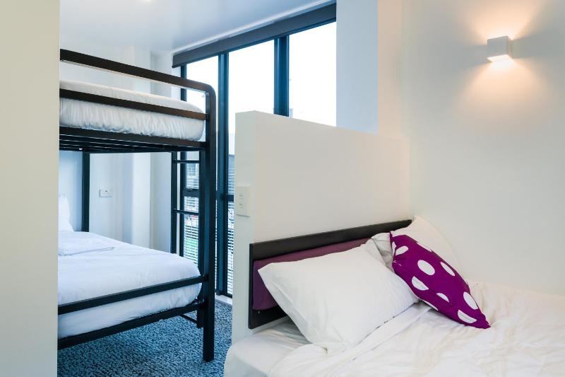Quadruple Room with Private Bathroom image 2