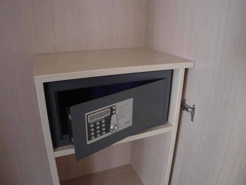 Single Room image 2