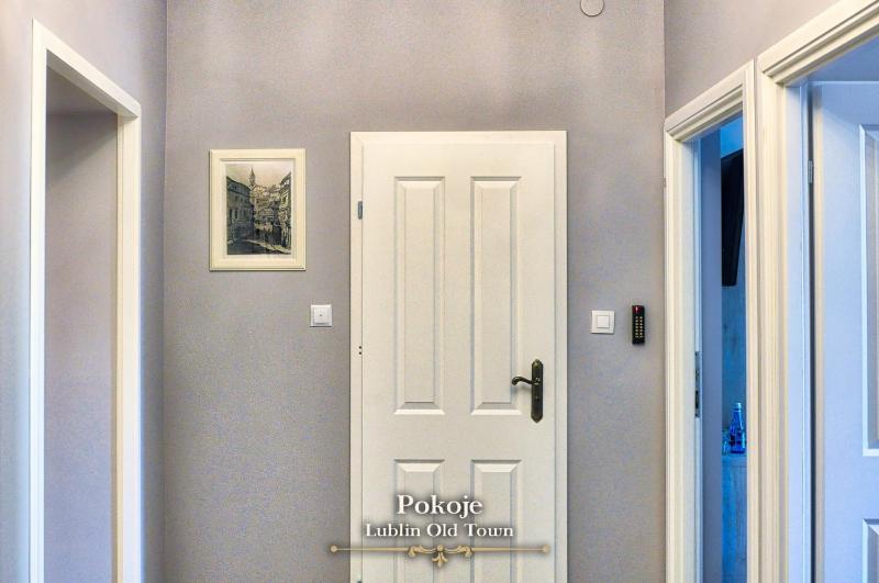 Deluxe Double or Twin Room image 3