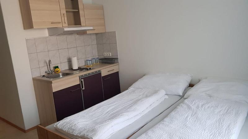 Double Room with Private Bathroom image 1