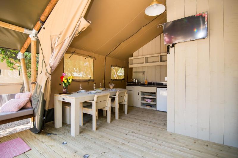 Camping Park Soline Glamping Family Tent - image 20