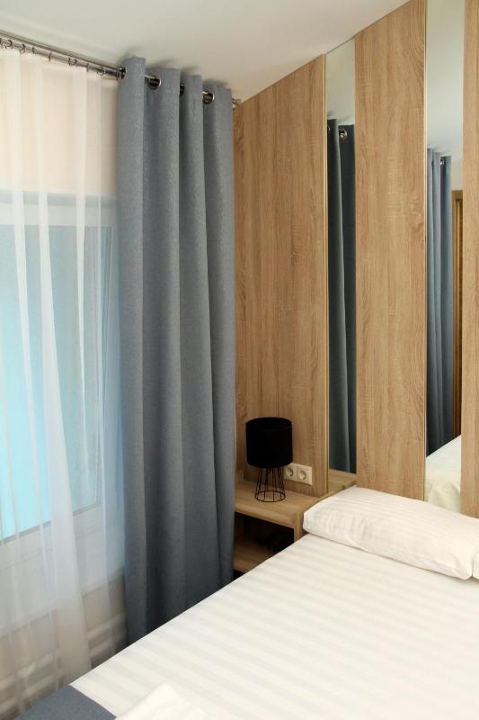 Standard Double Room image 3