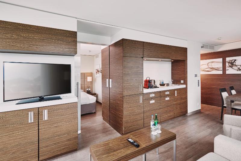 Suite image 3