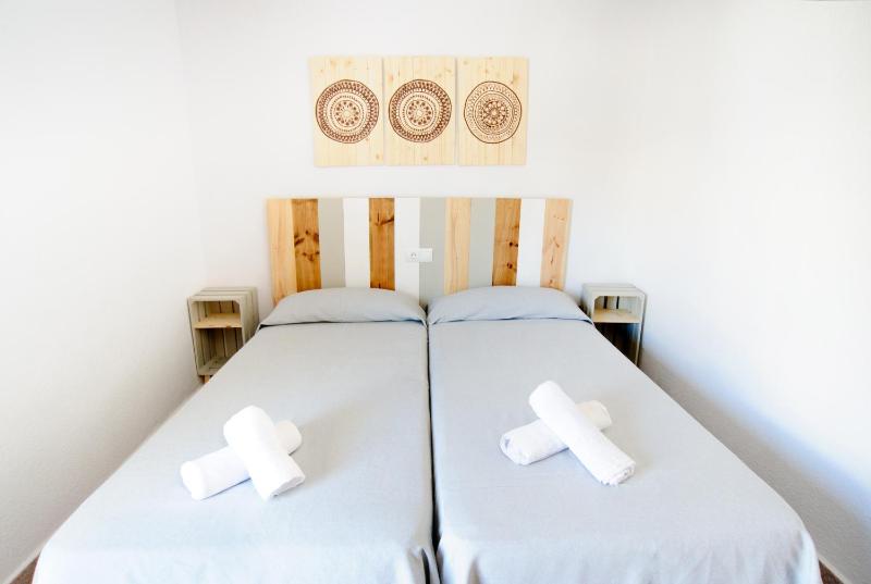 One-Bedroom Apartment image 1