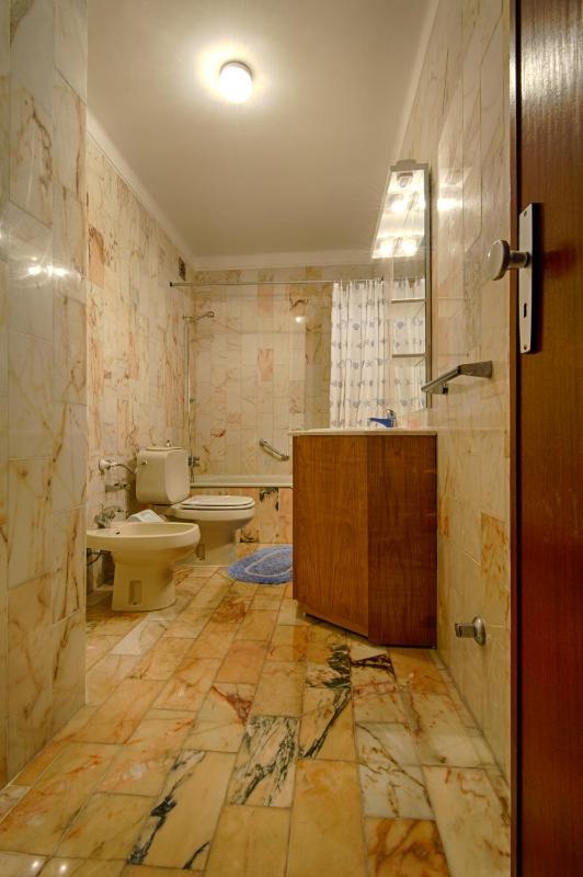 Two-Bedroom Apartment (5 Adults) image 2