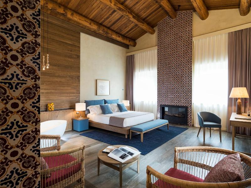 Executive Suite image 1
