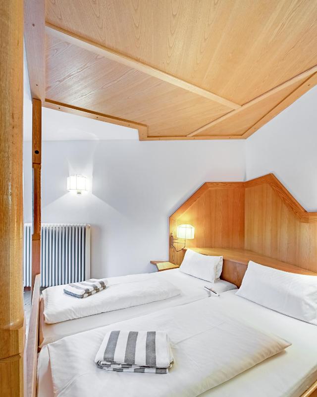 Double Room image 2