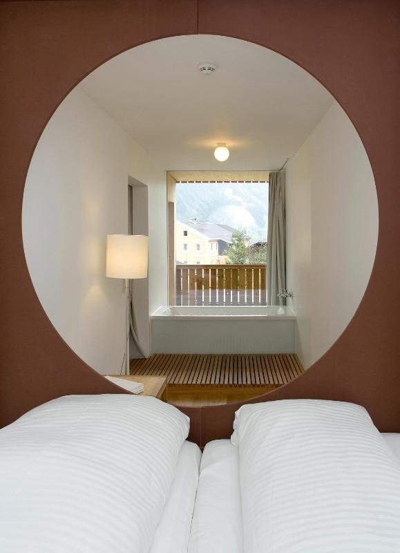 Hotel Apartment New Building image 3