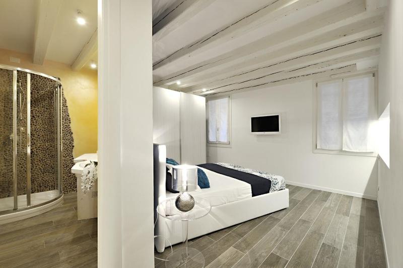 Two-Bedroom Apartment image 3