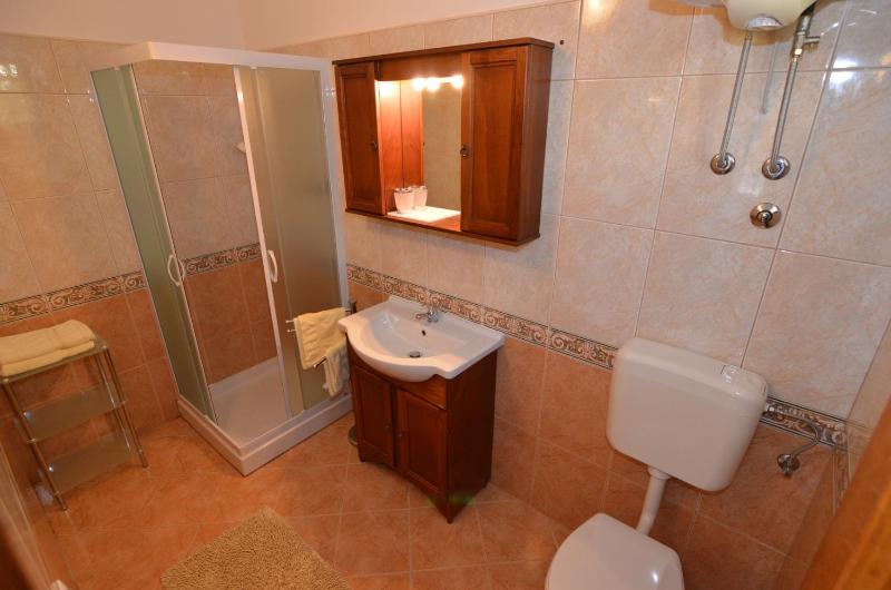 Standard Apartment image 4