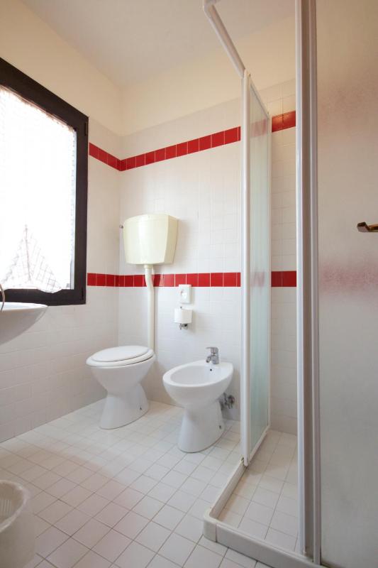 Single Room image 2