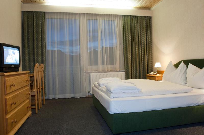 Budget Double Room image 1