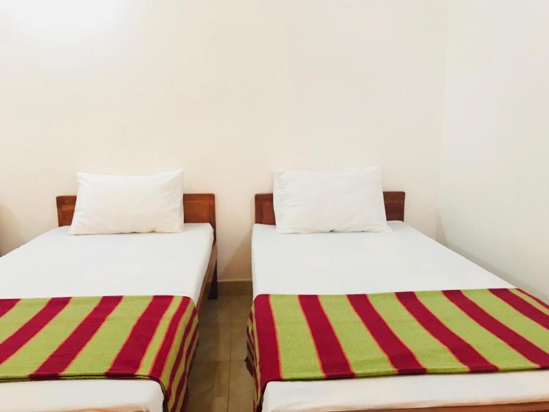 Emarald Holiday Homes - image 3