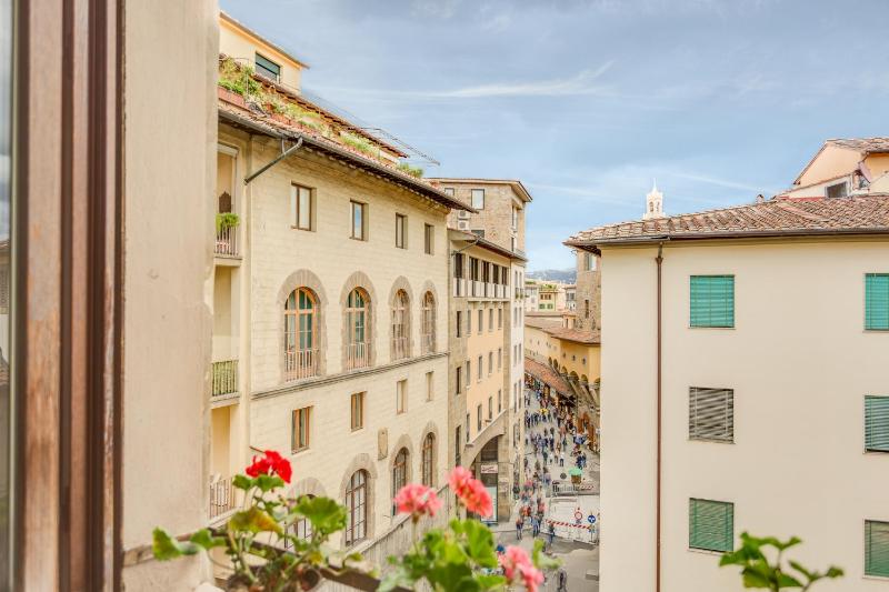 Piazza Santa Felicita Images