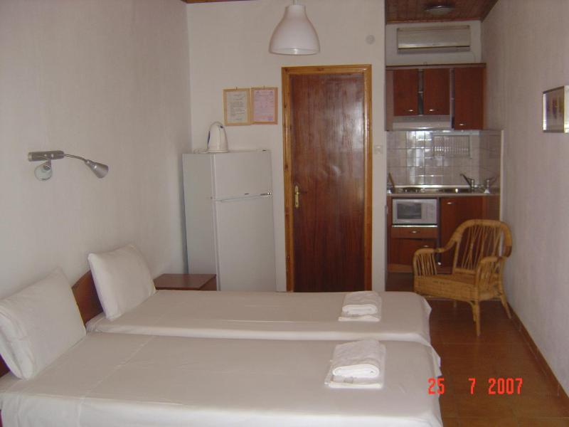 Studio with Sea View image 2