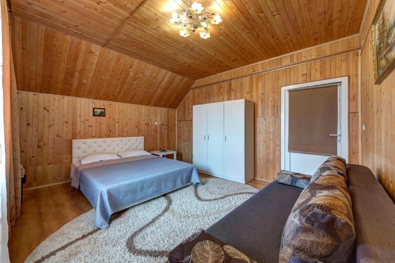 Guest House Velet - image 10