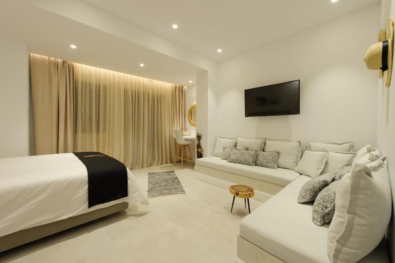 Alfa Hotel - image 24