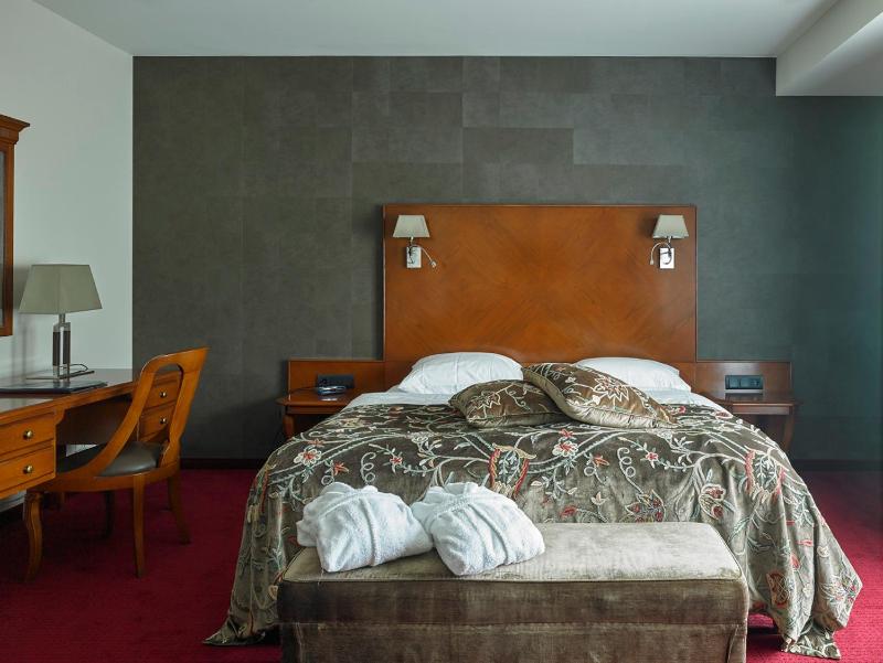 Junior Suite image 2