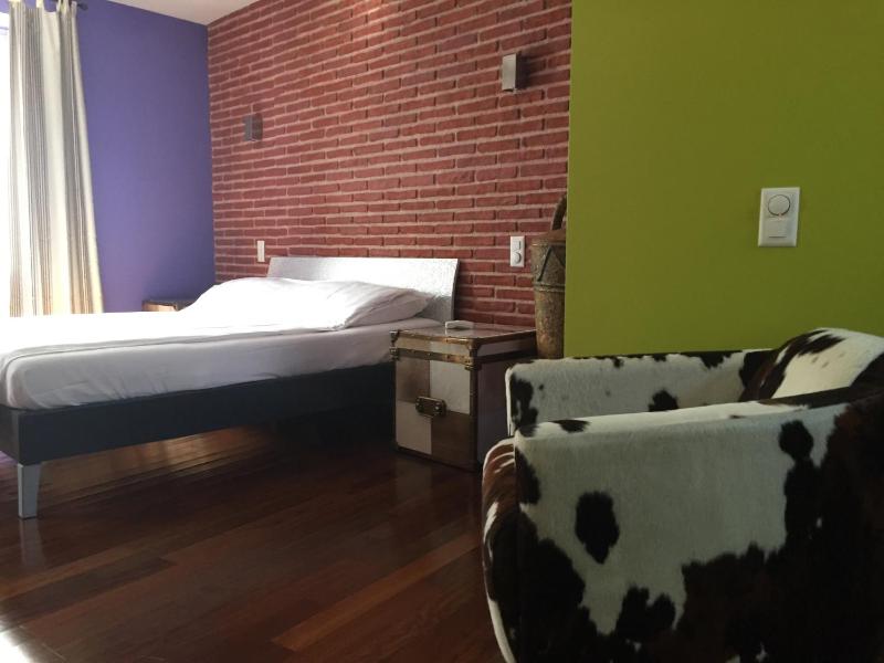 Deluxe Room with Mountain View image 2