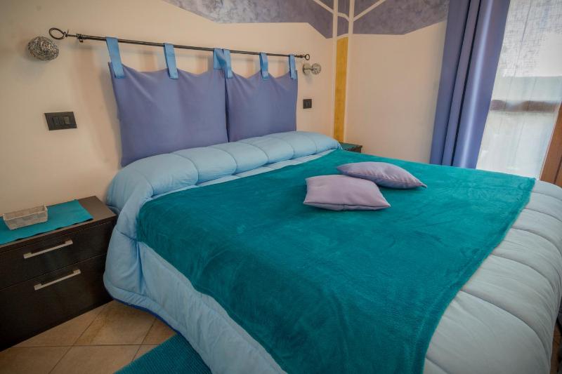 Large Double Room image 4