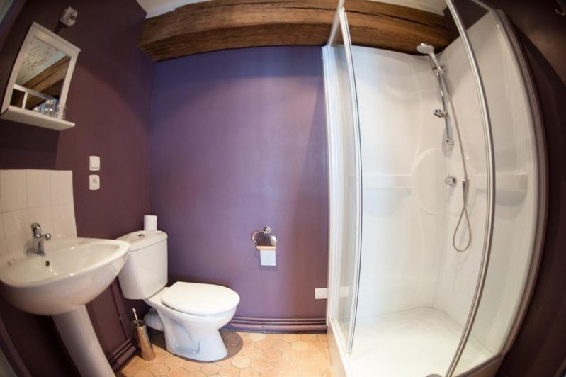 Single Room image 2