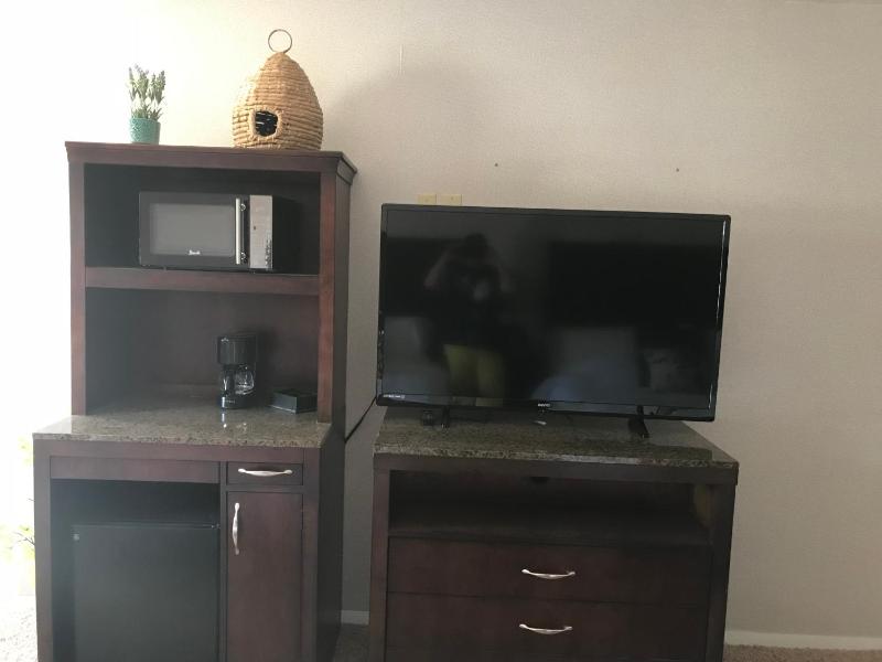 Queen Room image 1