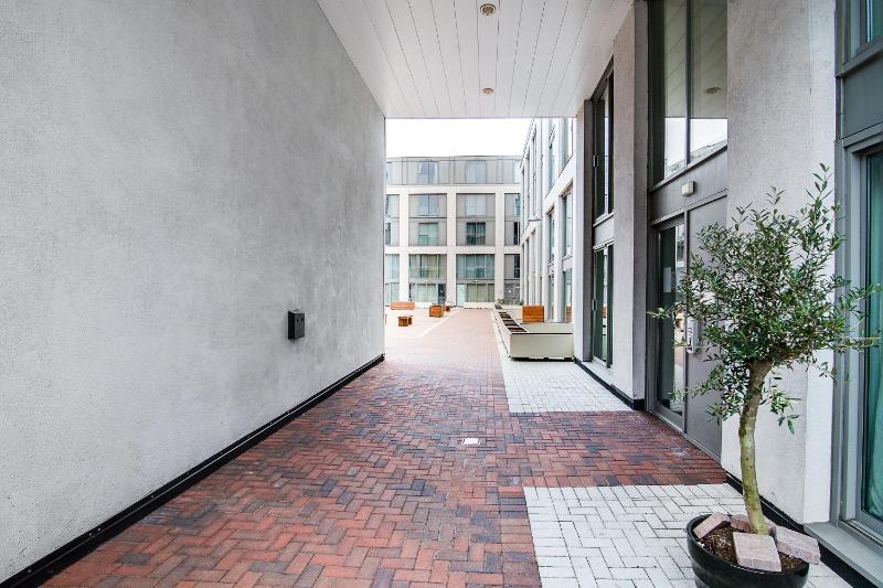 AJY Birmingham City Centre Viva Apartment - image 33