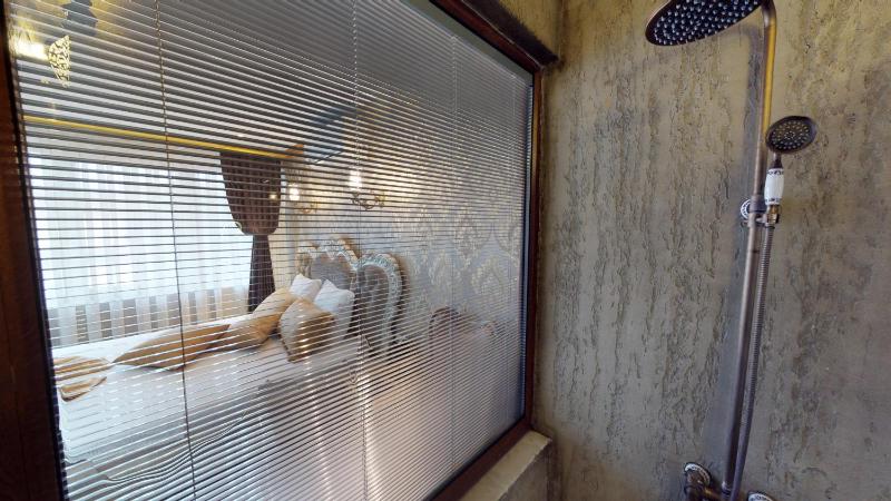 Deluxe Suite with Sea View image 4