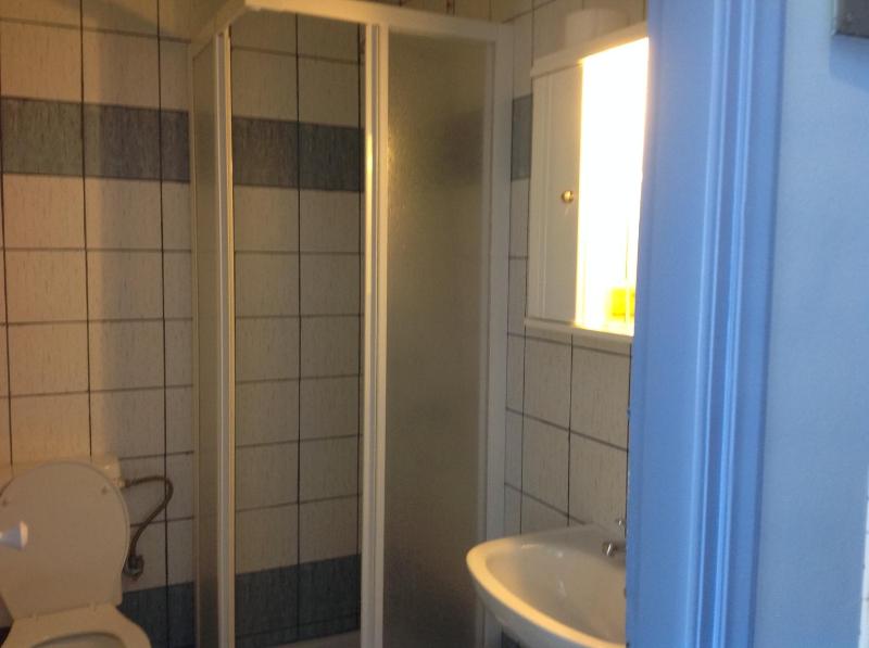 Double or Twin Room image 4