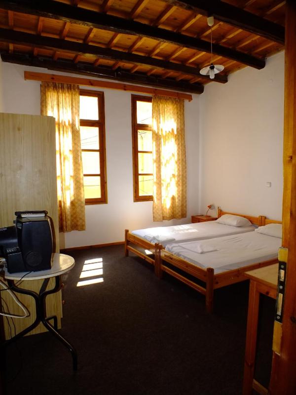 Lito Rooms - image 2