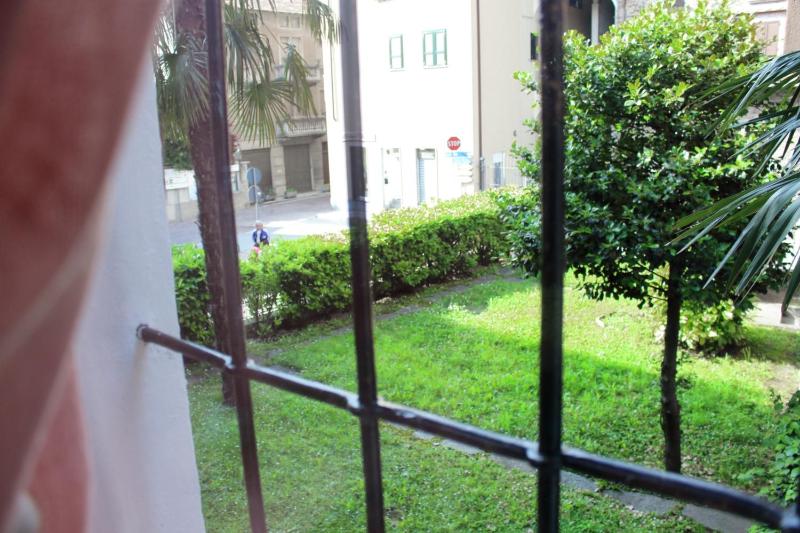 Quadruple Room with Private Bathroom image 2