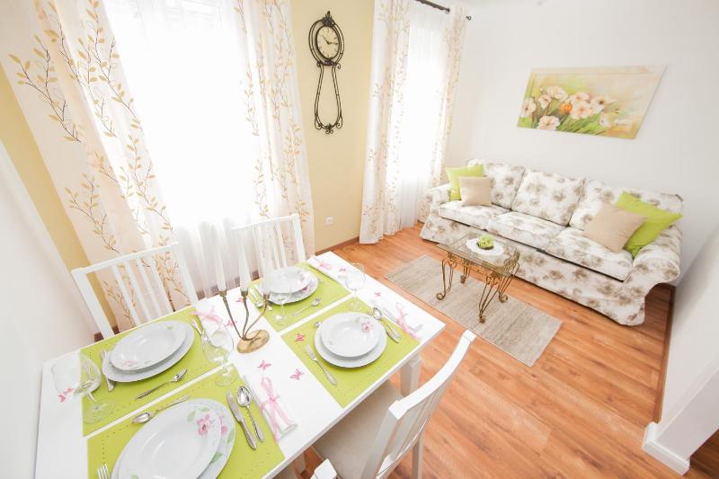Traditional Apartments Vienna TAV - Entire - image 5