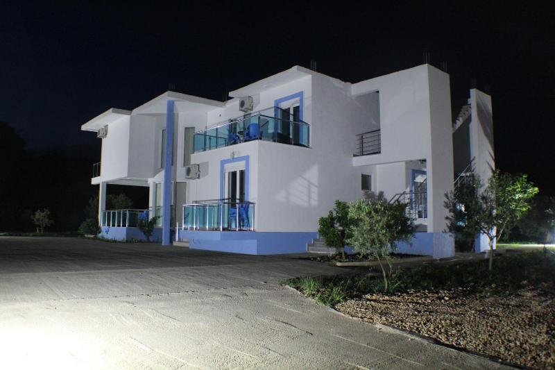 Gjinaj Apartments - image 3