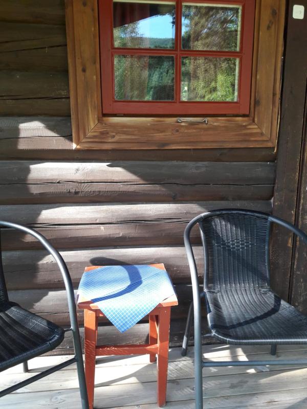 Twin Room with Shared Bathroom image 3