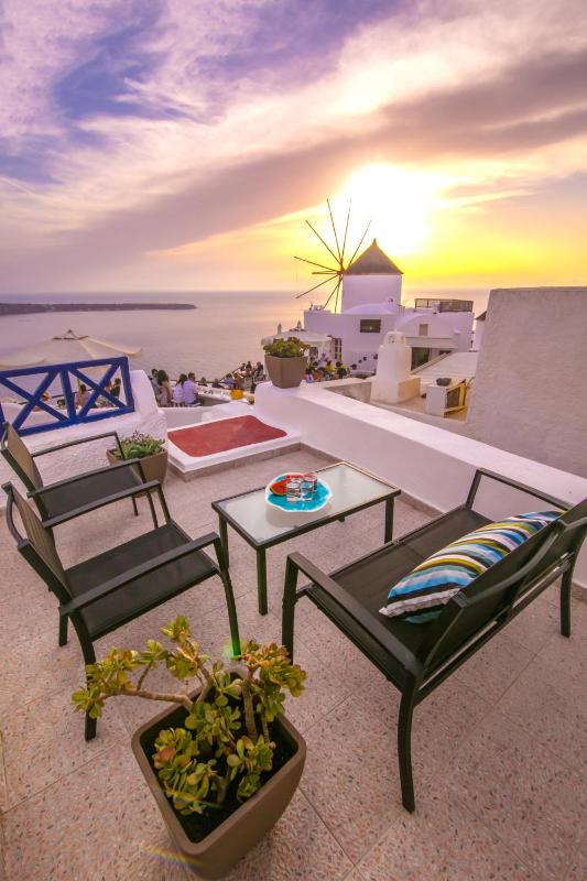 Evilio Houses Oia Santorini - image 50