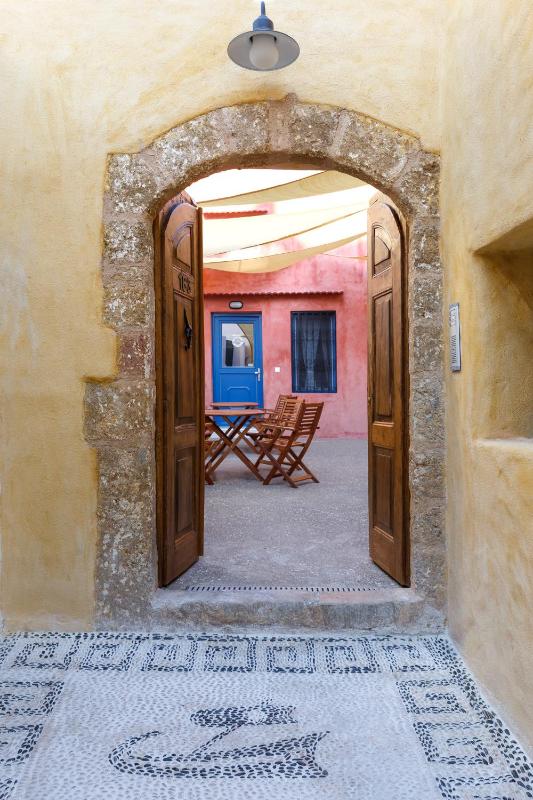 Casita Del Sol Suites - image 8