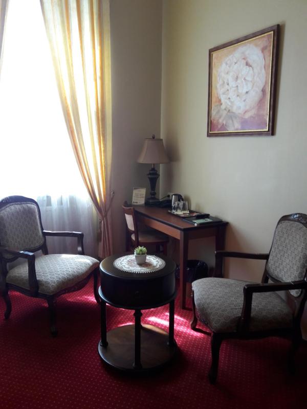 Suite image 3